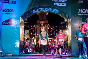 BIB: 1827, 18638
                            <button type="button" onclick="openModal(24864220)" class="btn btn-primary btn-sm float-right btn-popup" data-toggle="modal" data-target=".modal-high-quality">
                        <i class="fas fa-shopping-cart"></i> Add to Cart
                    </button>
                                            <button type="button" onclick="isThisMe(24864220, true)" class="btn btn-success btn-sm float-right btn-popup btn-isme hidden" data-toggle="tooltip" data-placement="bottom" title="นี่คือรูปของคุณใช่ไหม คลิกที่นี่เพื่อเอาเข้าอัลบั้ม">
                        <i class="fas fa-plus"></i> Add to album
                    </button>
                    <button type="button" onclick="isThisMe(24864220, false)" class="btn btn-warning btn-sm float-right btn-popup btn-isnotme hidden">
                        <i class="fas fa-ban"></i> Remove from album
                    </button>